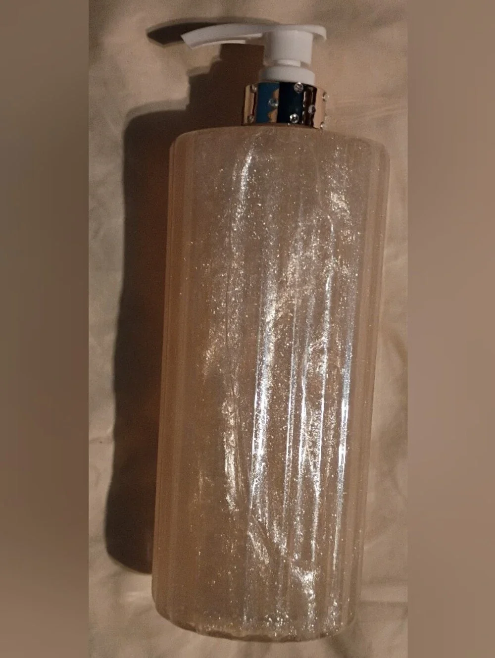 Paris Hilton Golden Vanilla Shimmer Body Wash - 33.8 Fl Oz New